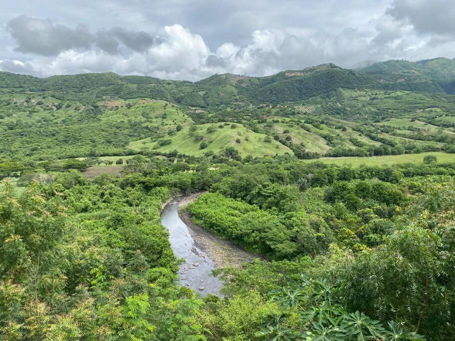 אנפוימה Finca Campestre Con Hermosa Vista מראה חיצוני תמונה